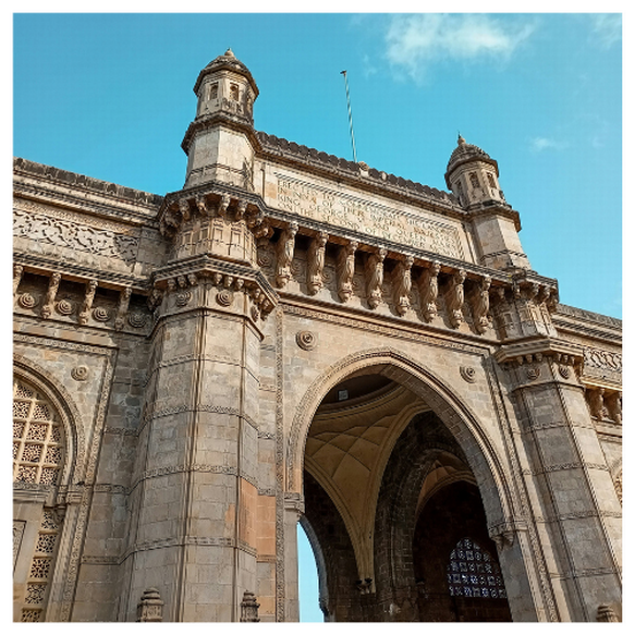 Emma in Mumbai, India: Lunch with the Master and Development Director